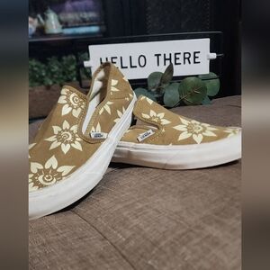 VANS Slip-On VR3 SF Surf Sneakers - Trippy Floral Mustard Gold 